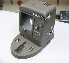 146-a Bell And Howell #146-a 16mm Film Viewer 7 Bulbs