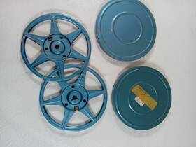 Compco 078275068162 Movie Film Reels Cans 5 Inch 8mm 200ft Blue Metal Lot Of 2 Display Room
