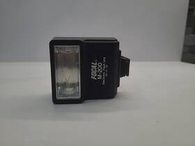 M-200 Focal Vintage Electronic Camera Flash Unit
