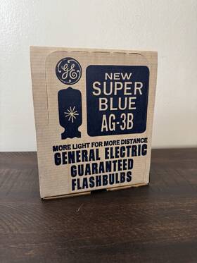 Ag-3b Ge General Electric Flashbulb Case New 144
