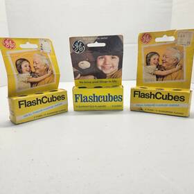 Cam-13 Ge Vintage Flash Cubes General Electric New Old Stock Made In Usa 3 X