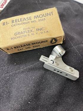 220635 Graflex 2563 R1 Release Mount Cat No. Looks Unused In Worn Box/220635