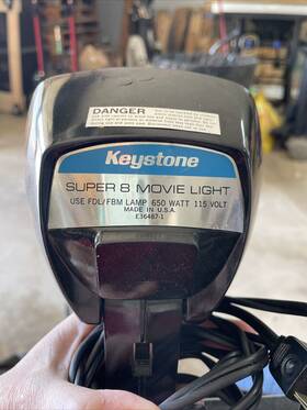 E36487-1 Keystone Ge Super 8 Movie Light Black Bright With Carrying Case