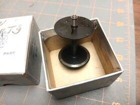 G-4435 Lavezzi Service 35mm Super Simplex Part Nos Lateral Guide Roller And Shaft For Projector
