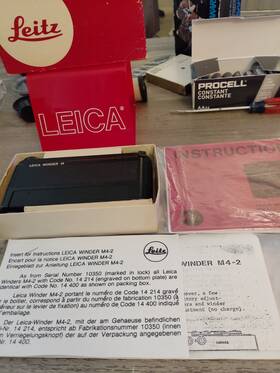 14214 Leica 07168 Leitz Winder M4-2 With Box And Batteries Free Ship