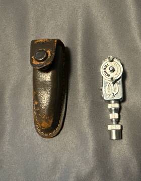 23650 Minori Vintage Self Timer With Case