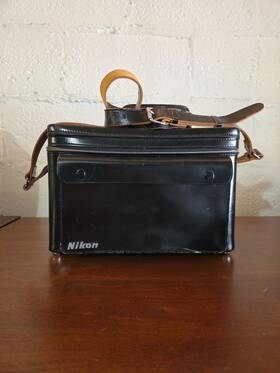 Nikon Fb10 Vtg Hard Leather Camera Bag Purple Velvet Strap