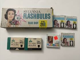 12xag1b Sylvania Fp26b Blue Dot 12x26b 26xag1 Vintage Camera Photo Flash Bulbs Lot