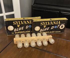Sylvania Sl1-8-3 Nos- 2 Original Boxes 24ea. Blue Dot Superflash Bantam 8 Class M