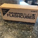 Original Sylvania Blue Dot Cubes. 36 144 Flashes Nib. Fixed Price $200.00.