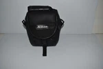 Nikon Camera Bag 5506 Black Approx 6"WIDE X5.5"DEPTH 7 Height (OQI8). Fixed Price $15.00.