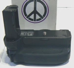 Neewer NW-A9 Pro Remote Control Battery Pack Grip For Sony Camera. Fixed Price $24.77.