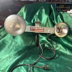 Vintage Bell Howell Flood Light Bar Lamp For Indoor Movies Bulbs - Works. Fixed Price $8.00.
