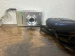 Vivitar Vivicam 5022 Digital Camera Point & Shoot 5.1MP 1.8" With Case. Fixed Price $26.00.