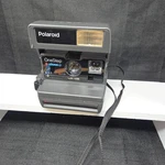 Polaroid 600 One Step Close Up - Instant Film & Flash Tested Camera W/ Strap. Fixed Price $52.24.