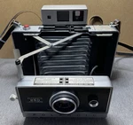 Vintage Polaroid Automatic 250 Instant Film Land Camera With Case/flash Unit. Fixed Price $40.00.
