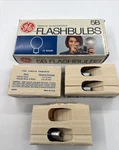 5B Blue Flashbulbs 10 Photography Camera Vintage General Electric Box. Fixed Price $10.04.