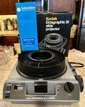 Kodak Ektagraphic Iii Slide Projector Schneider Cinelux 90MM Lens Box Tested. Fixed Price $149.99.