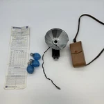 Vintage Accura Folding Fan Camera Flash Bulb Reflector W/ Original Gray Case. Fixed Price $18.20.