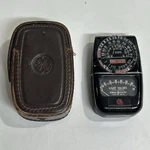 General Electric DW-48 Exposure Footcandles Light Meter With Case Works. Fixed Price $14.99.