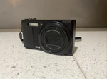 Ricoh CX2 Compact Digital Camera 10.0MP Optical Zoom 10.7X. Fixed Price $235.19.