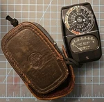 Vintage General Electric Light Exposure Meter 8DW58Y5 W/ Leather Pouch Works. Fixed Price $19.95.