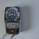 Vintage Bakelite Light Meter 8DW58Y5 B54568 With Leather Case & Original Pkng. Fixed Price $18.99.